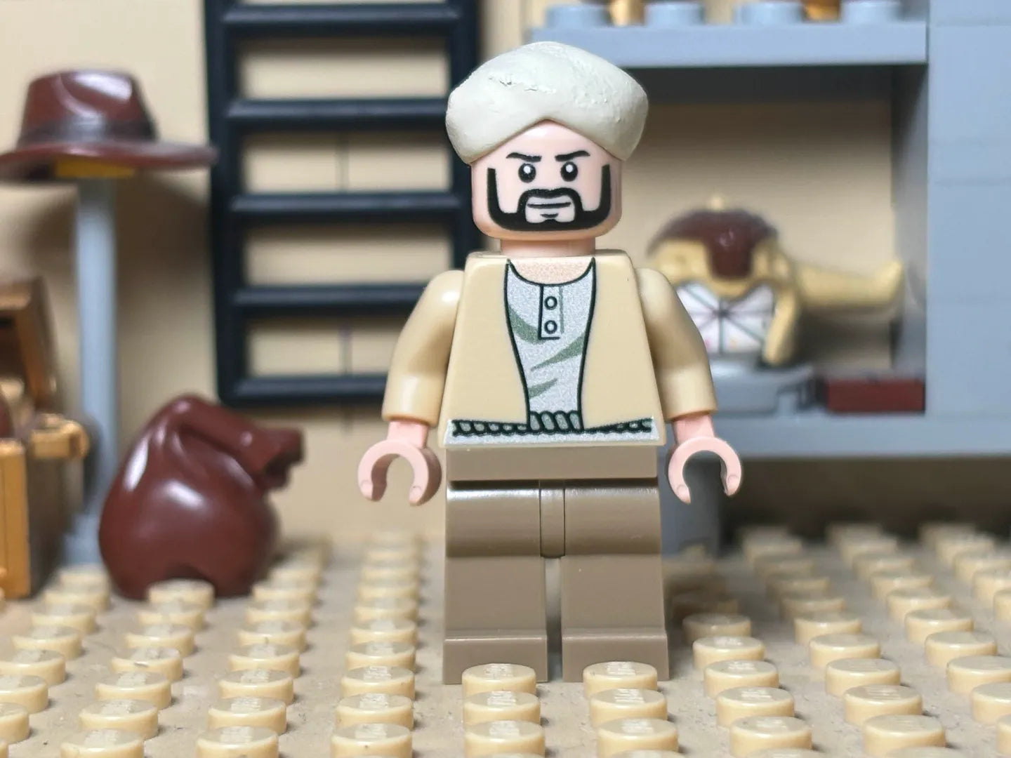 Sallah (Tan)